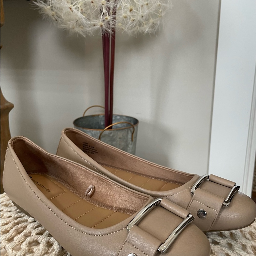 Women’s Neutral Buckle Ballet Flats - Taupe